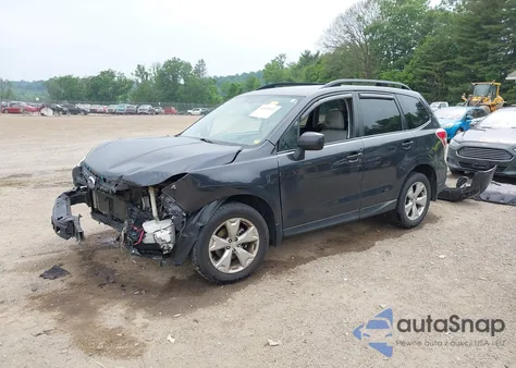 2015 Subaru Forester 2.5I Premium z USA, uszkodzony, nr VIN JF2SJADC2FH811388